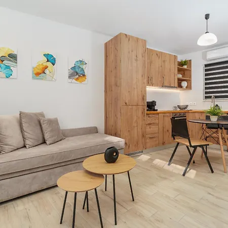 Urban Chic In The Heart Of *