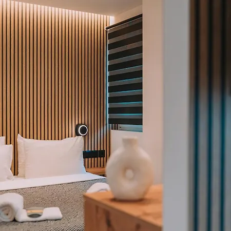 Urban Chic In The Heart Of Appartamento